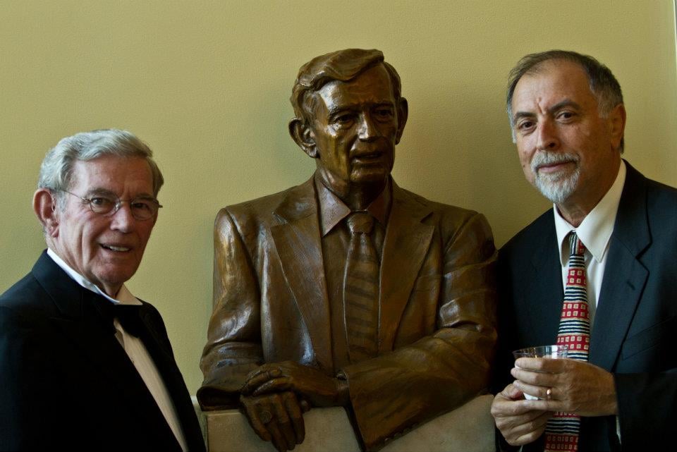 senator-leatherman-sculpture-with-senator-leatherman